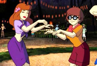 ALOHA SCOOBY DOO Daphne & Vilma hula